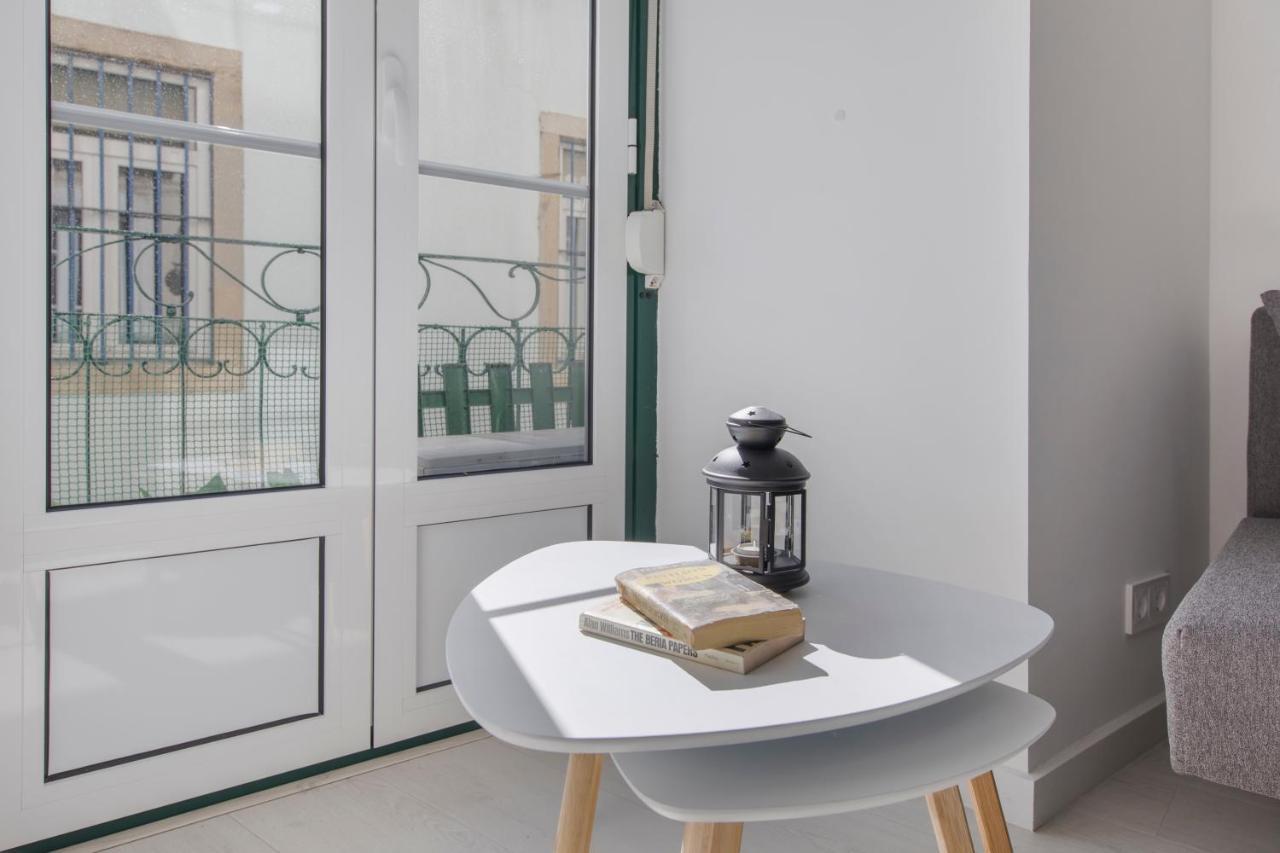 Alfama Modern Beco Da Lapa Apartment ลิสบอน ภายนอก รูปภาพ